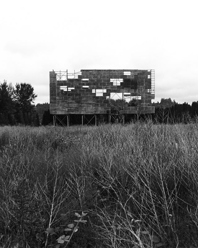 Valley 6 Drive-In: Abandoned Screen