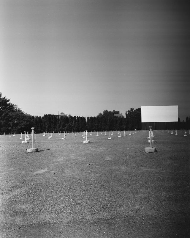 Valley 6 Drive-In: Drive-In Area