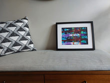 Load image into Gallery viewer, Close up things looked different