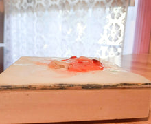 Load image into Gallery viewer, Cupcake Blood in the Snow