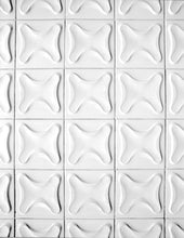 Load image into Gallery viewer, 707 E Roy St, Detail