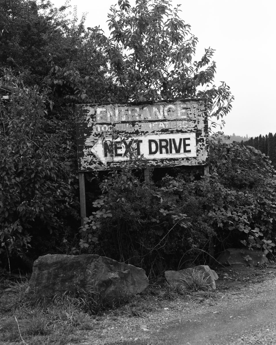 Valley 6 Drive-In: Entrance Sign