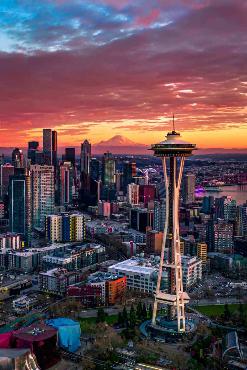 Scenic Sunset in Seattle