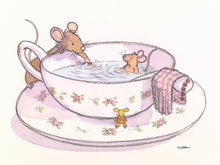 Load image into Gallery viewer, Tea cup bath for little mouse
